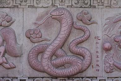 《明末：渊虚之羽》新截图 女主头戴毛绒头套手持战斧